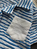 نمای نزدیک جیب شومیز ژاکارد