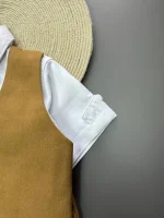 جزییات طراحی پیراهن سفید آستین کوتاه