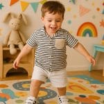 تنخور شومیز ژاکارد و شلوارک جین پایین ریش